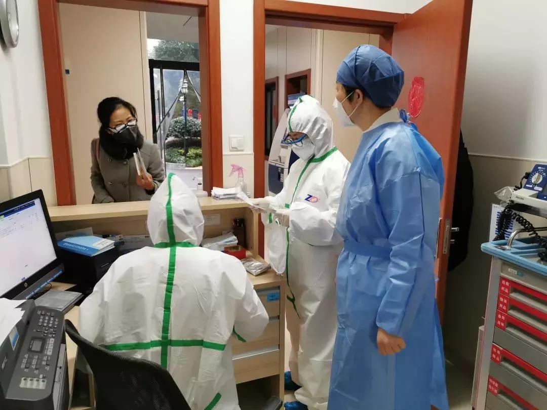 防控措施：为防止交叉感染，浙江省人民医院影像服务实现不排队、不等待