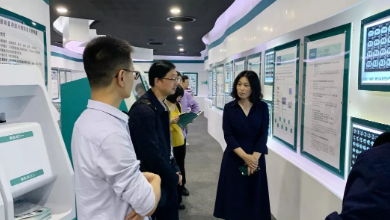 浙江省药监局医疗器械处处长董耿一行莅临谈球吧科技指导工作！