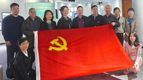 杭州市审计局党组书记、局长范飞一行莅临谈球吧科技考察调研