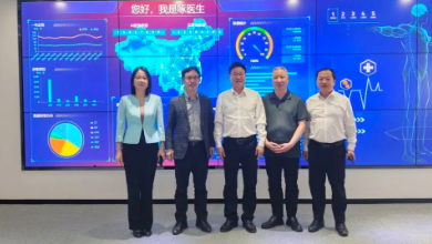广东省肇庆市委常委，市政府副市长刘泾波一行莅临谈球吧科技考察调研