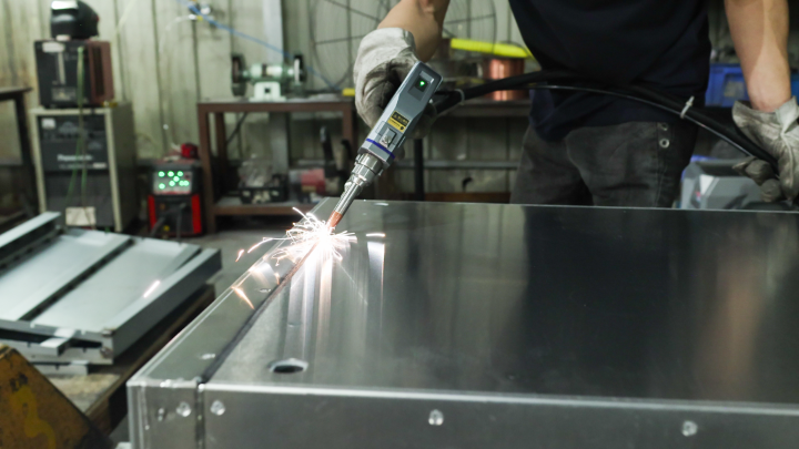 激光焊接机出口外贸流程(图1) 激光焊接机出口外贸流程(图1)