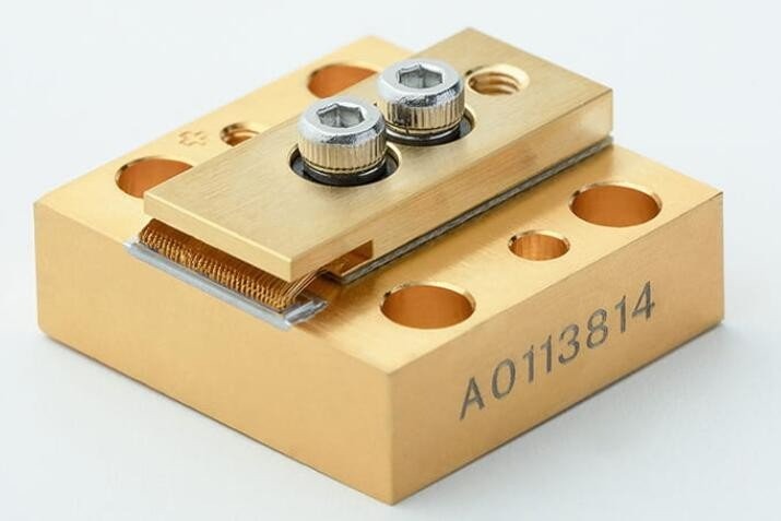 半导体泵浦固体激光器的工作原理和调试方法(图1) 半导体泵浦固体激光器的工作原理和调试方法(图1)